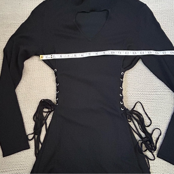 Black Keyhole Long Sleeve Lace Up Side Mini Dress - Picture 11 of 16